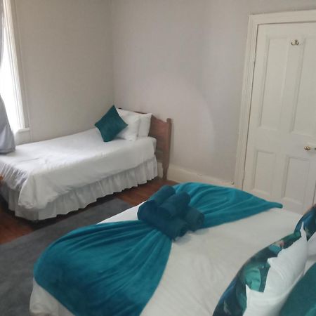 Bun Clody Manor - Guest House & Coffee Shop Hanover Road Eksteriør billede